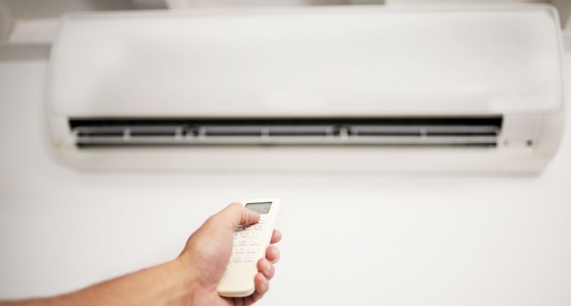 Télécommande utilisée pour régler une unité murale